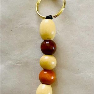 MULTI COLORED ROUND BEADED WOOD KEYCHAIN